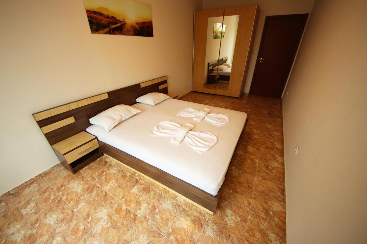 Sunny Day 1 - Menada Apartments Sunny Beach Exterior photo
